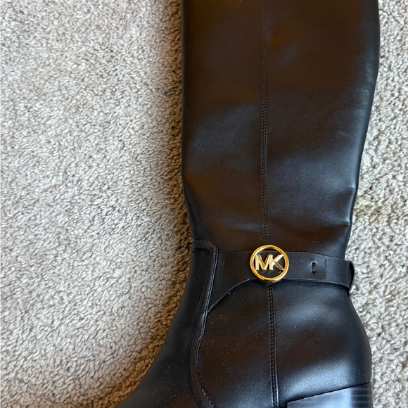 Original Michael Kors Black Leather Women's Boots worn once - Picture 6 of 7